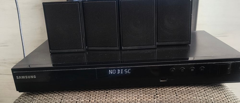 Kino domowe samsung ht-d350
