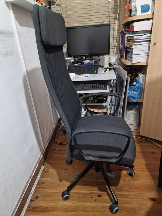 Cadeiras usadas de escritorio -IKEA.