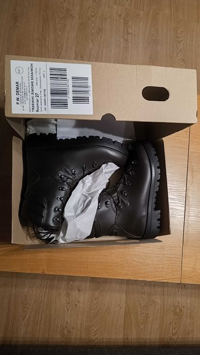 Buty wojskowe zimowe, trzewiki zimowe, rozmiar 27 (rozmiar 42)