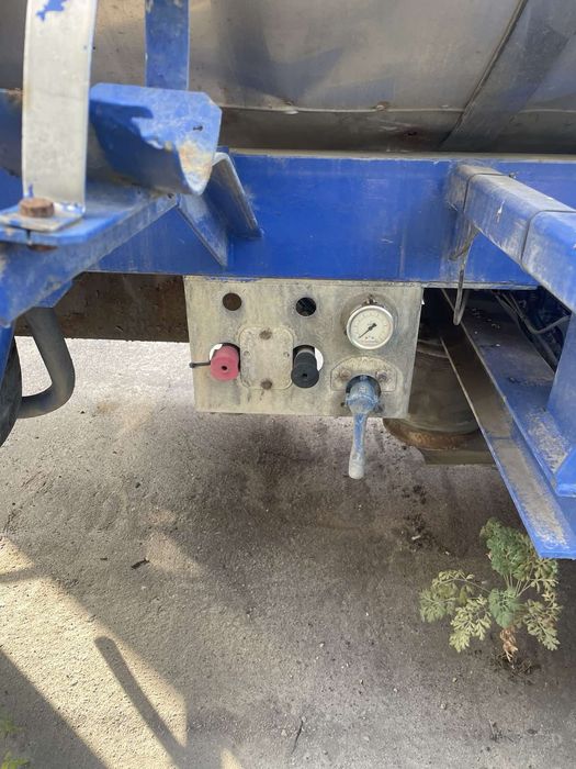 Цистерна полуприцеп  GUHUR SEM 332 в отлично состоянии