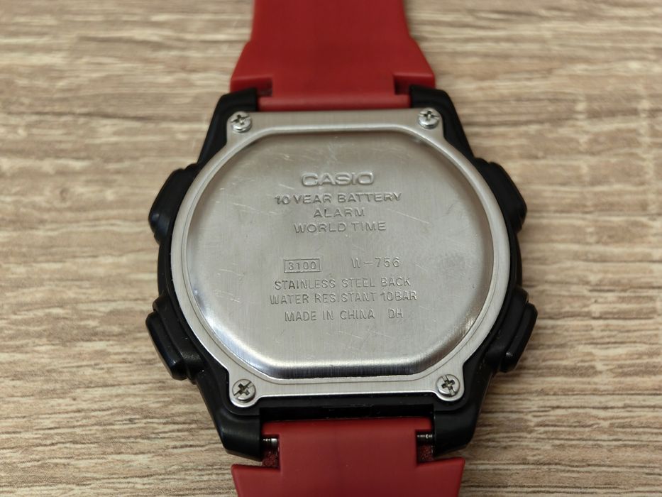 Zegarek casio w-756