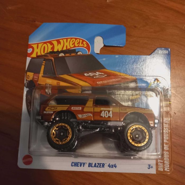 Hotwheels NOVOS 4x4 e trucks Chevy e Dodge com 20% de desconto