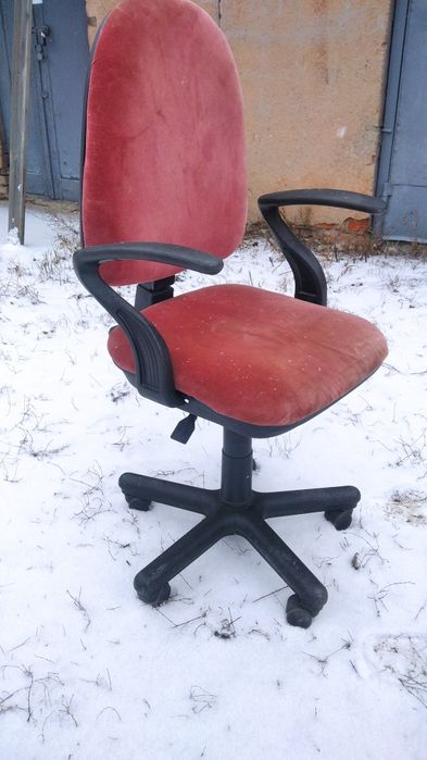 Офісне стілець б/у