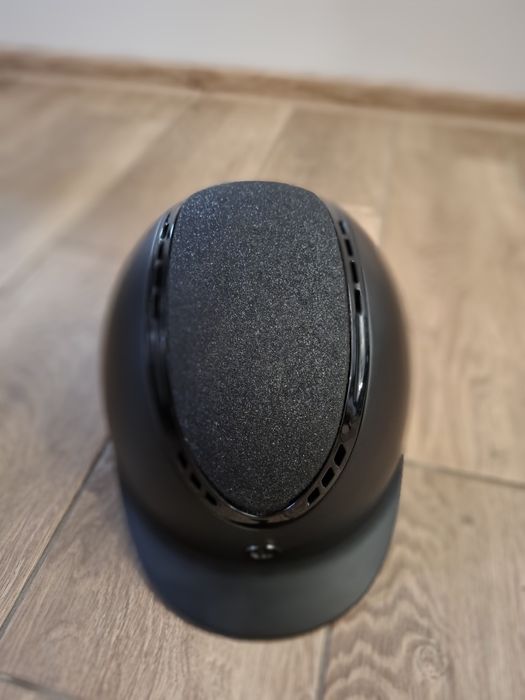 Kask jeździecki EQUUS M 57-59 stan bdb