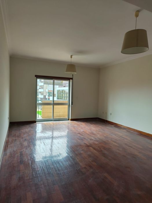 Apartamento T3 no centro de Viseu Arrendar