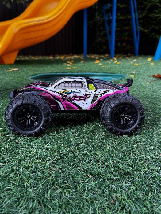 Машинка позашляховик на радіокеруванні 4х4 70км/год SWEEP