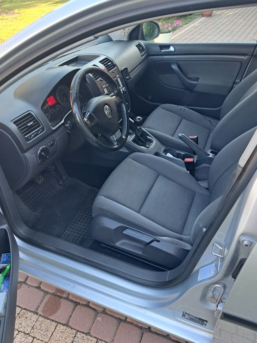 Volkswagen Golf 5 2.0 sdi.