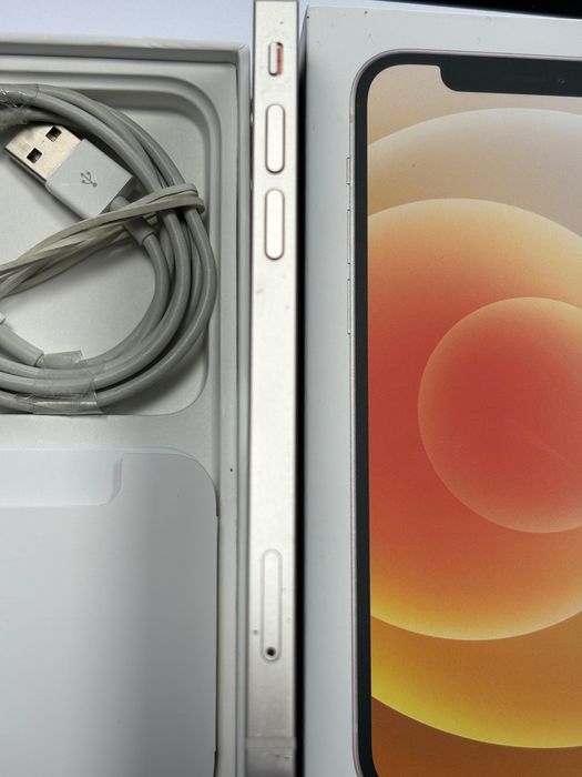 iPhone 12 biały 64GB