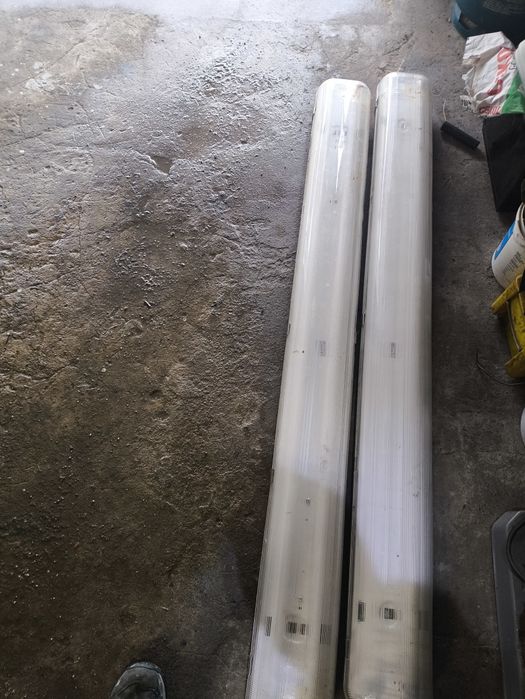 Sprzedam 3  używane oprawy +świetlówki