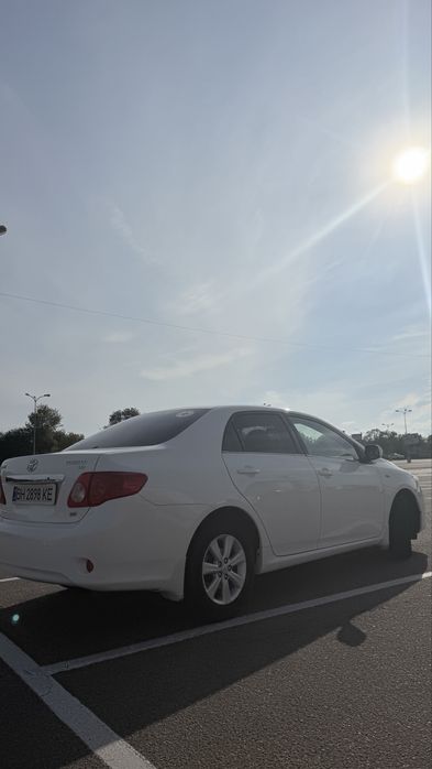 Продам авто Toyota Corolla