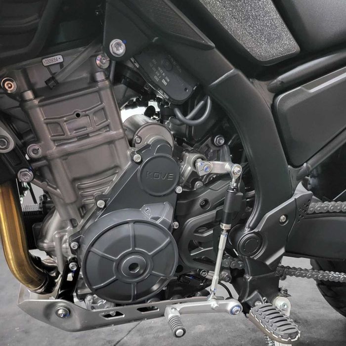 Kove 800X GT Touring