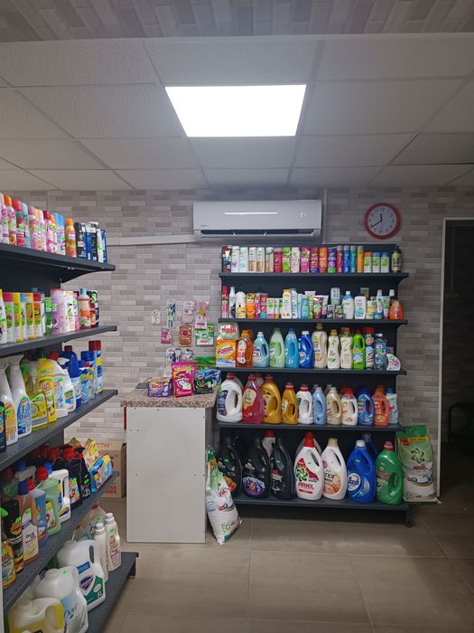 Продам приміщення під магазин