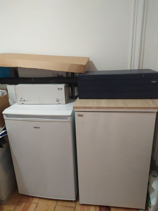 Uma geladeira independente