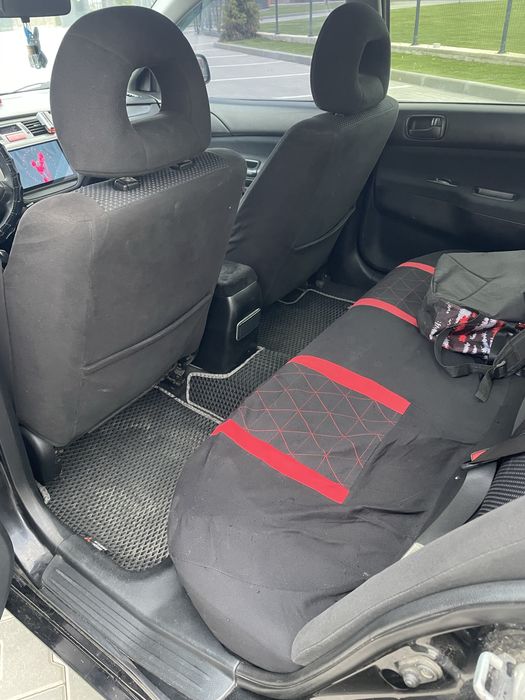 Mitsubishi Lancer 9