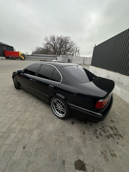 Продам BMW e39 M52