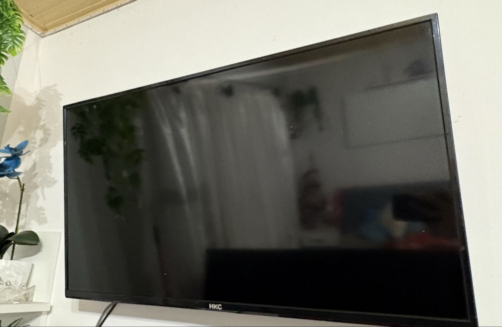 Telewiozr hkc 32 cale