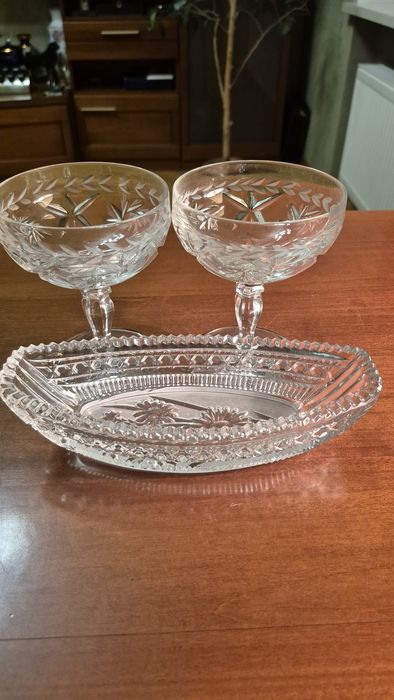 Хрустальный набор из 3 предметов. Цена за набор.