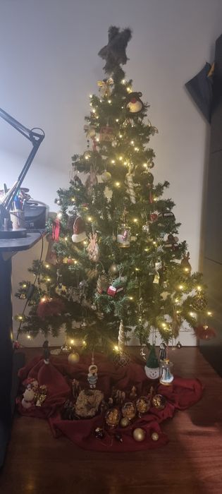 Árvore de Natal completa 1.85 altura