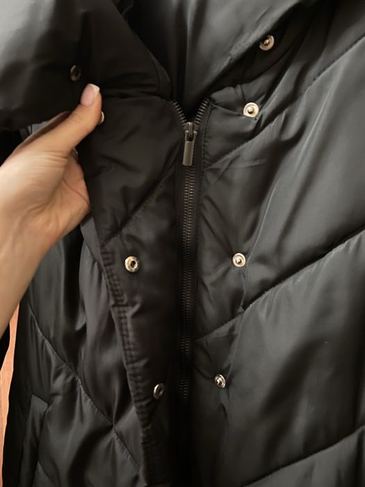 Пуховик чорний