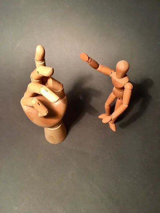 MODELOS ARTICULADOS em madeira - mão 16 cm/s - manequim 15 cm/s64751566108162121