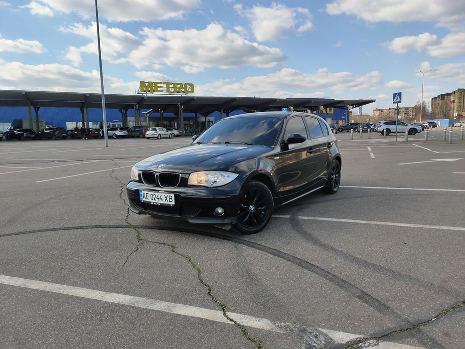 BMW 1 серии,2005г.1.6 бенз