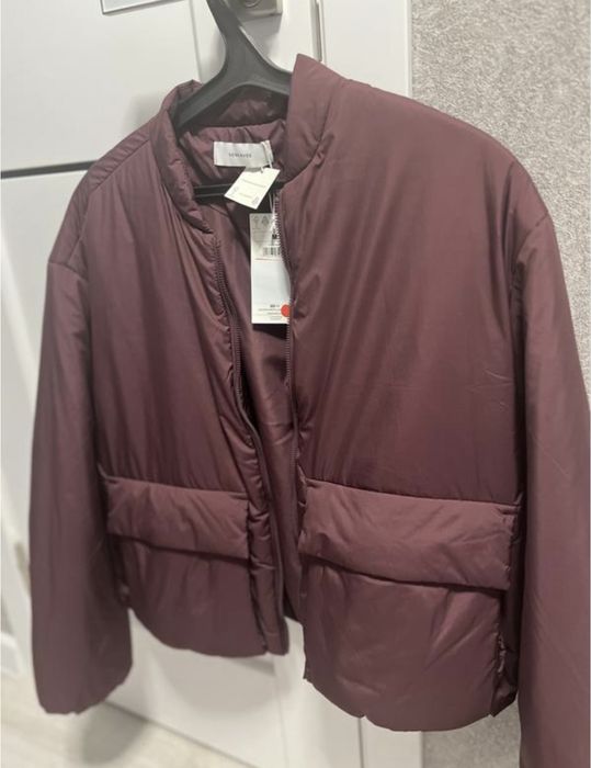 Бомбер розмір М reserved