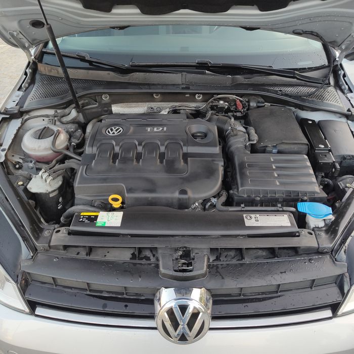 Vw Golf 2016 carrinha 2.0 150cv Highline
