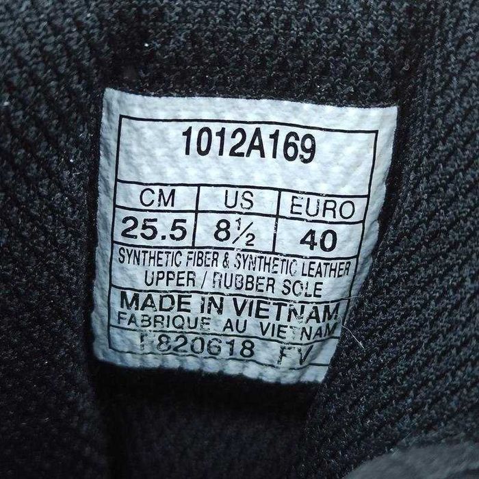 Кросівки бігові Asics GT-2000 Розмір 40 / 26 см.