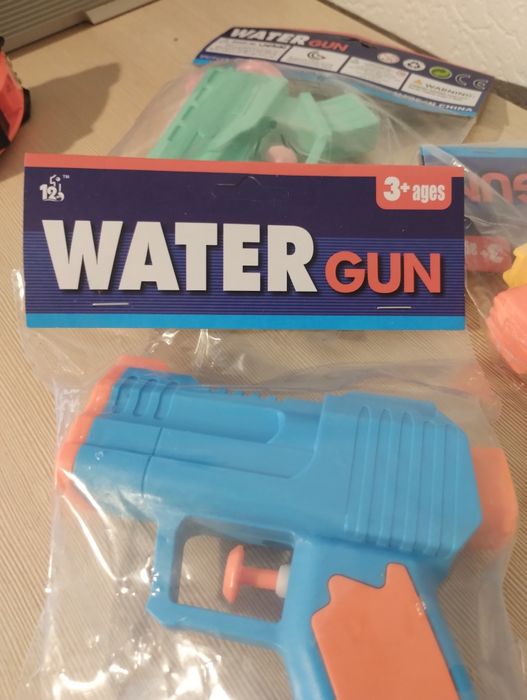 Zestaw pistoletów na wodę