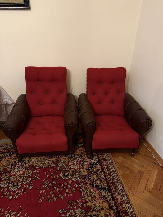 2 Fotele w dobrym stanie