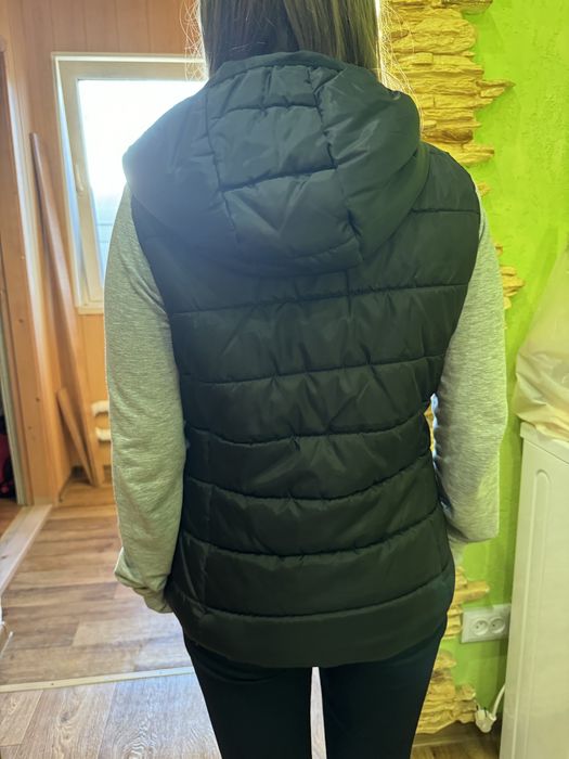 Продам жилетку