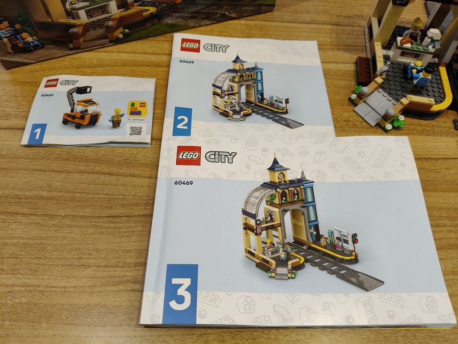 Sprzedam oryginalne klocki LEGO 60469 Centralny dworzec kolejowy