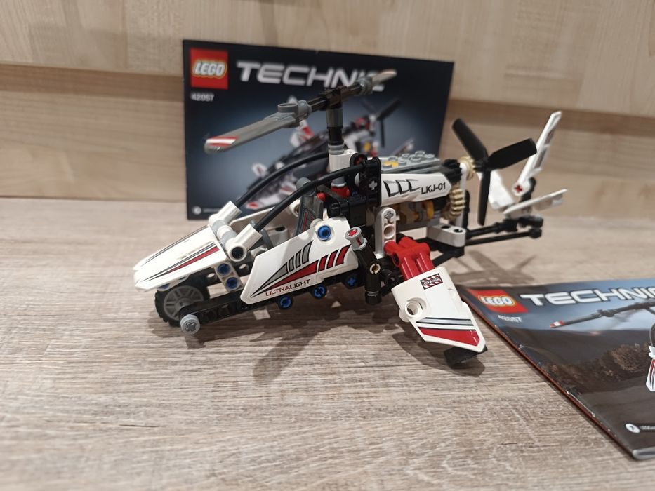 LEGO Technic Ultralight Helicopter (42057)