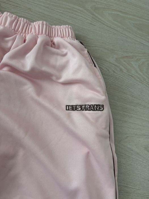 urban outfitters joggers | 1:1