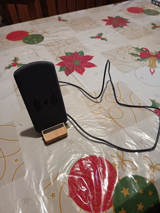 carregador wireless charger cor preto + oferta brindes