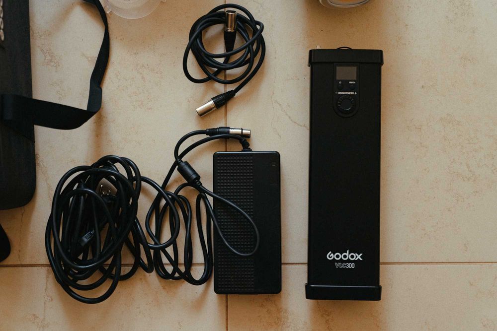 Постійне студійне світло Godox VL 300 5600, 300W
