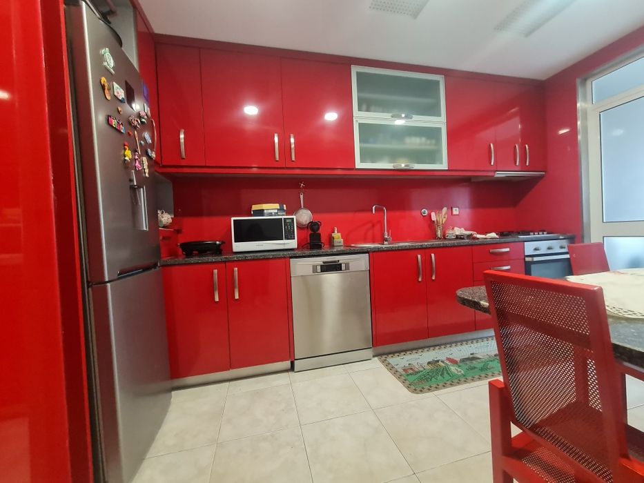 T3 com terraço e garagem box em valongo