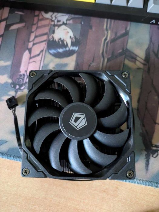 Продам компактний процесорний кулер ID-Cooling IS-40X-T Black.