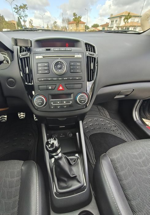 Kia Ceed Ecomotive 1.6 CRDI (Apenas 138.000 km)