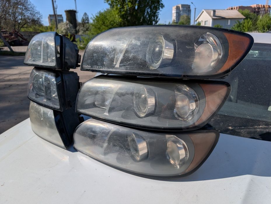 Передні фари дорест Volvo V50 S40 2004 2007 рік
