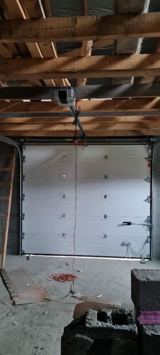 Гаражні ворота, гаражні ролети, автоматичні ворота