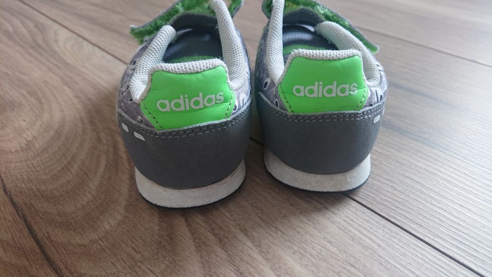 Adidasy dla chłopca 22