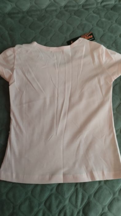 Продам жіночі футболки