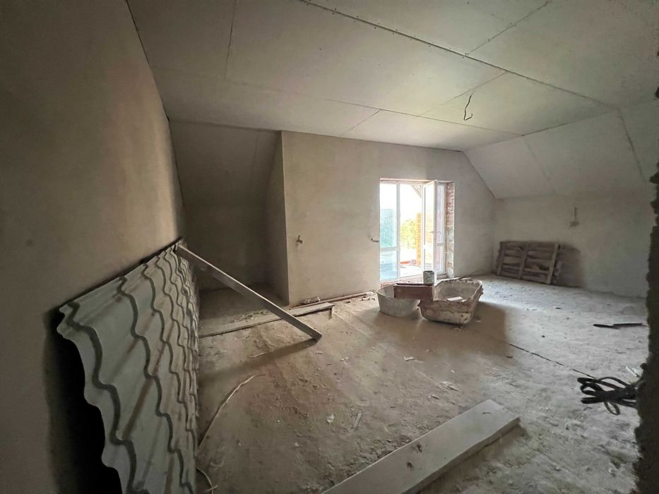 Продаж 5 кім будинку в Баришівці 250м2 в гарному районі - є відеоогяд!