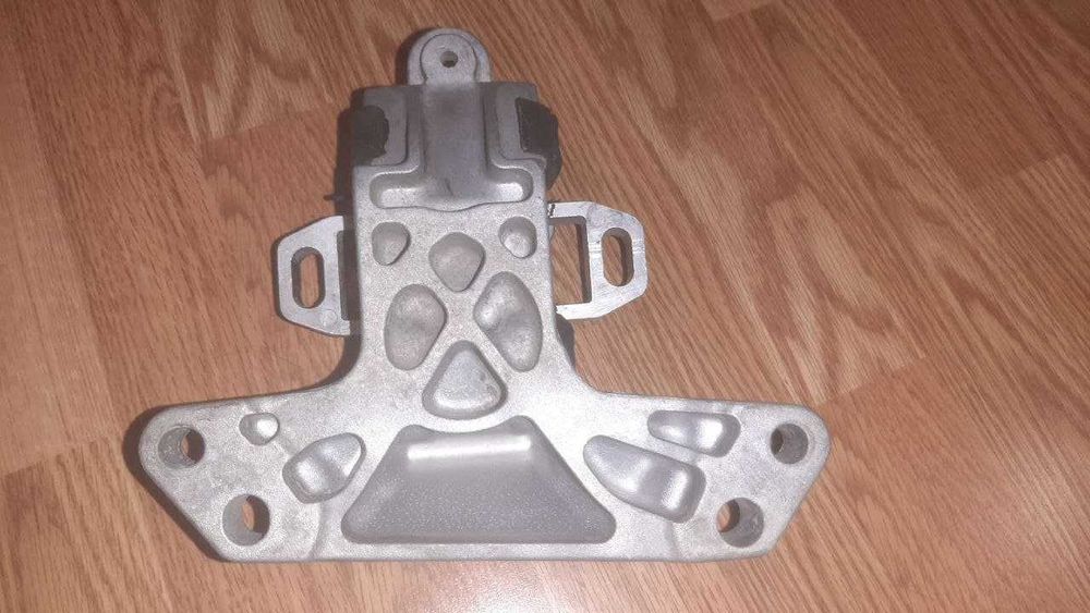 Продам подушку двигателя Metalcaucho МЕТ 06026