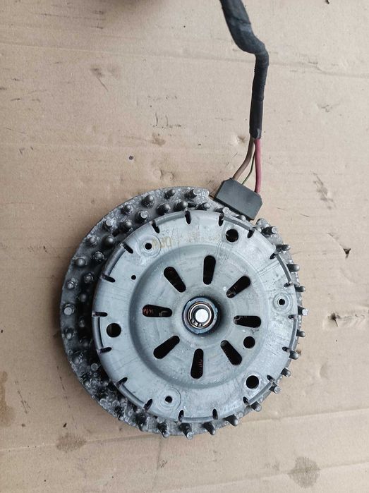 Моторчик вентилятор BMW E60 E61 E63 E65 E66