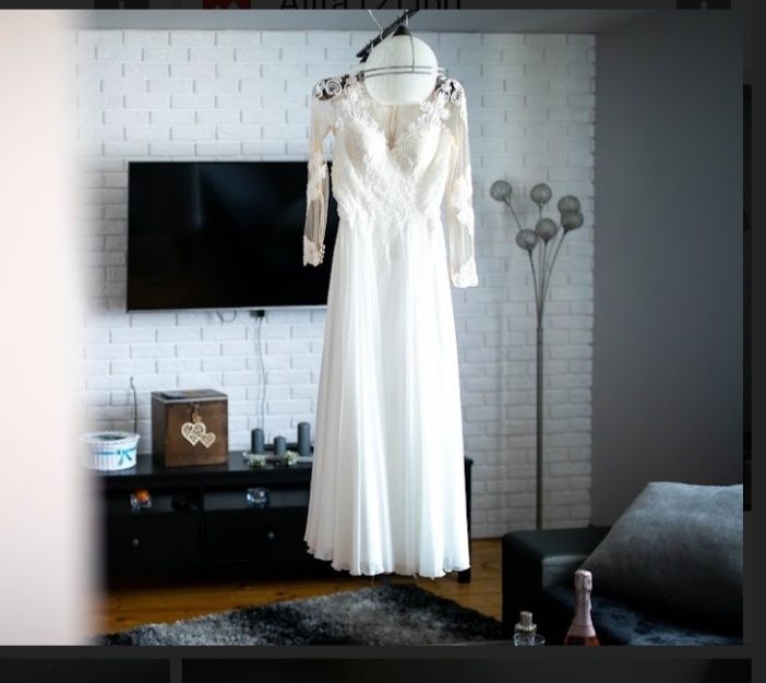 Suknia ślubna, koronka