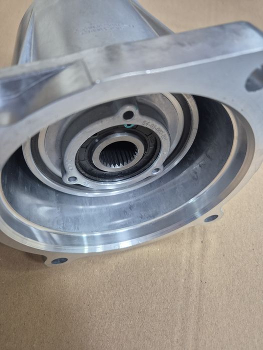 Муфта полного привода Borg Warner Mopar 68058066AB 2011-2019 Dodge Jou