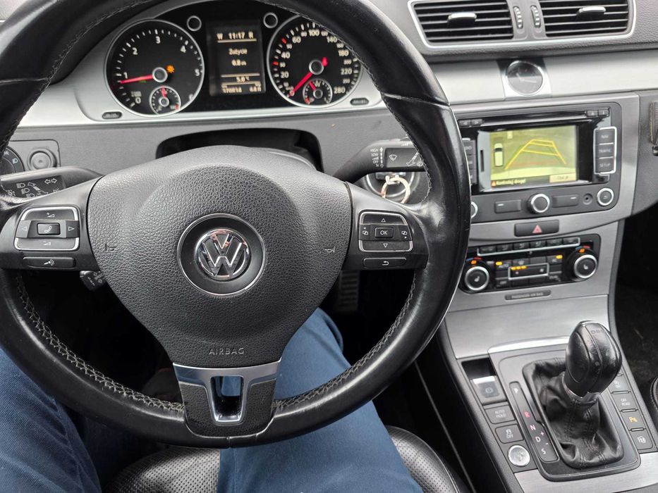 Volkswagen Passat B6 kombi 2.0 TDI DSG 140km – bogato z B7, zadbany