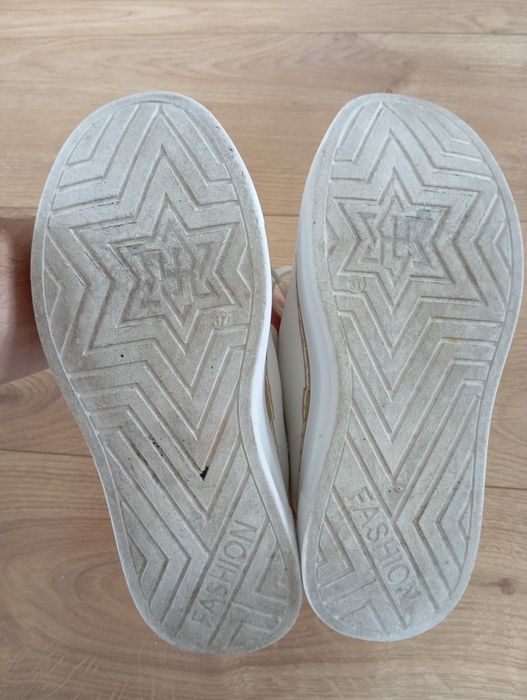 Buty białe 37 Potocki